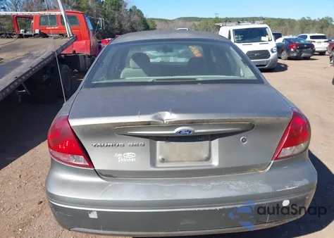 2004 Ford Taurus Ses z USA, uszkodzony, nr VIN 1FAFP55S94G161107